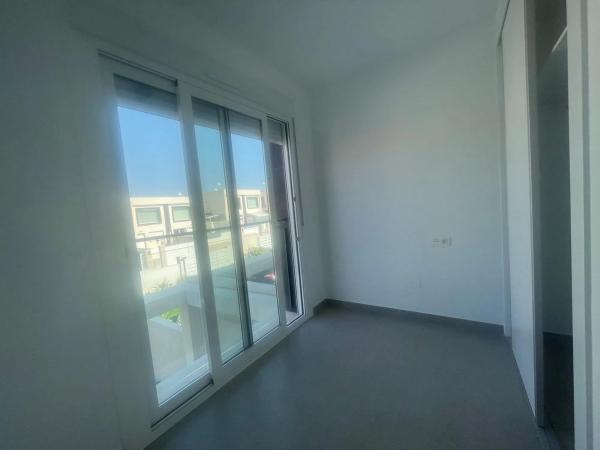 Chalet pareado en calle Ventura Selva Gonzalez