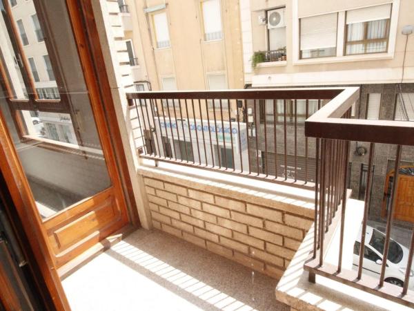 Piso en Barrio Reina Victoria-Miguel Hernández