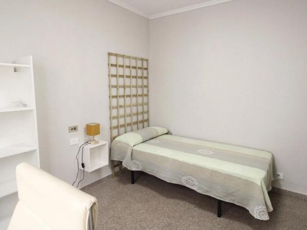 Piso en Barrio Reina Victoria-Miguel Hernández