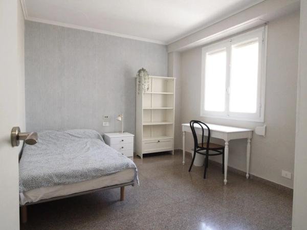 Piso en Barrio Reina Victoria-Miguel Hernández