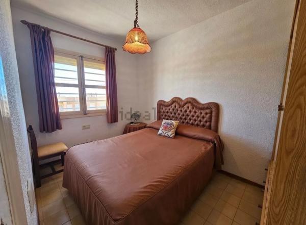 Chalet pareado en calle Aragon, 44