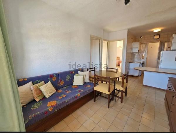 Chalet pareado en calle Aragon, 44