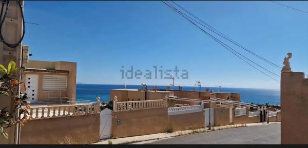 Chalet pareado en calle Aragon, 44