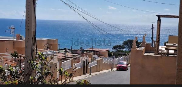 Chalet pareado en calle Aragon, 44