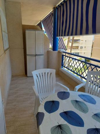 Piso en avenida Costa Blanca, 23