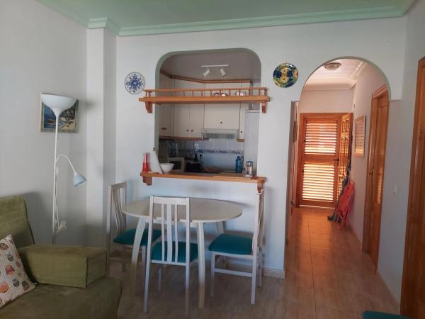 Piso en avenida Costa Blanca, 23