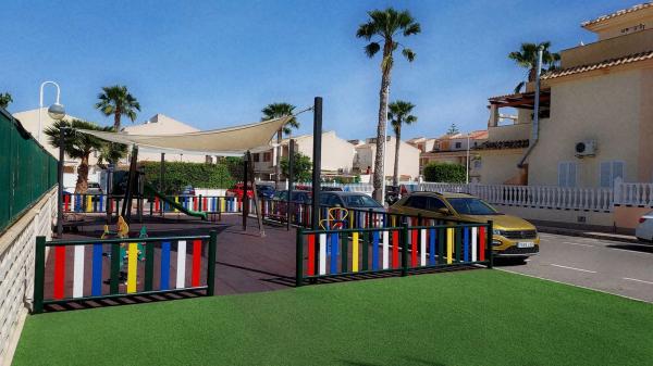 Chalet adosado en Monte de Santa Pola, 35