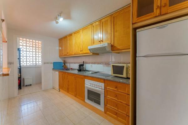 Casa independiente en avenida de Polonia, 152