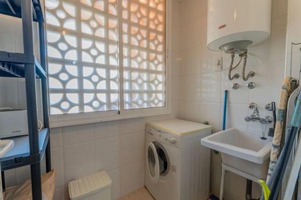 Casa independiente en avenida de Polonia, 152