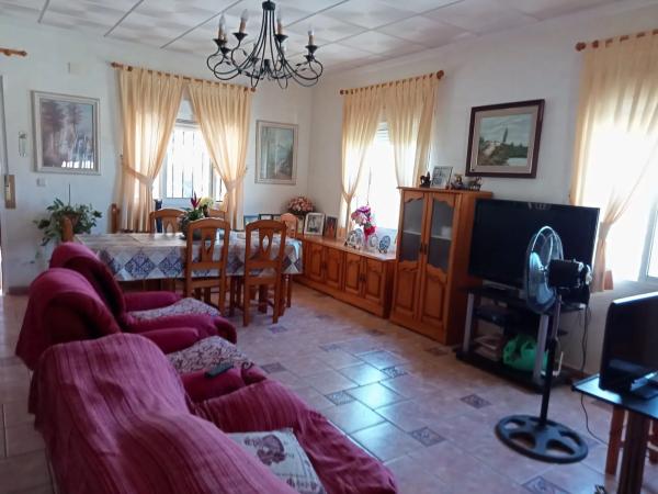 Casa independiente en Partida Cachapets