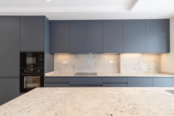 Piso en calle Cristóbal Sanz, 41