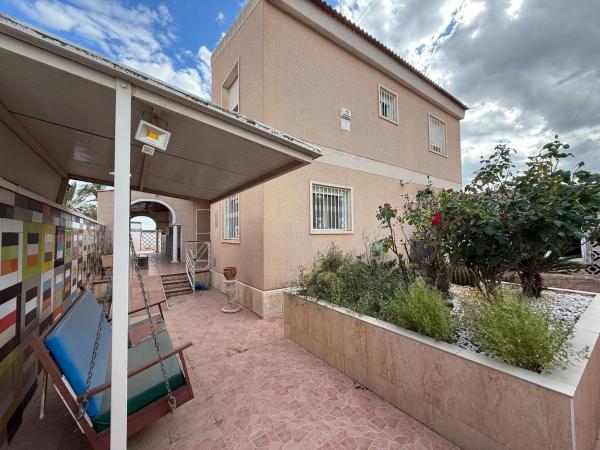 Casa independiente en Cl Olivar