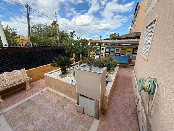 Casa independiente en Cl Olivar