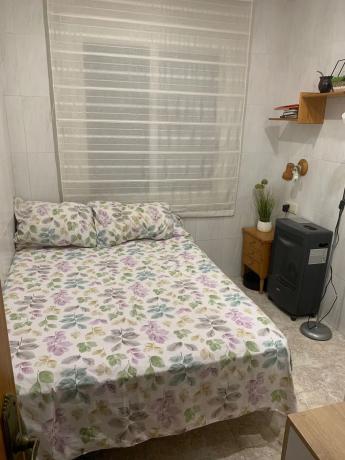 Chalet adosado en calle Alcoy, 13