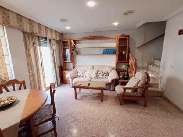 Dúplex en Barrio Raval de Santa Teresa-El Asilo