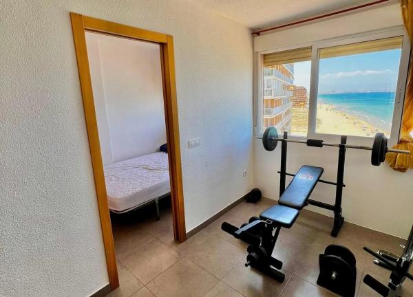 Piso en Arenales del Sol