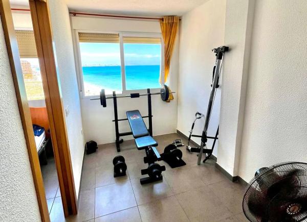 Piso en Arenales del Sol