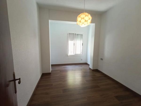 Piso en Barrio Sector V-El Canal