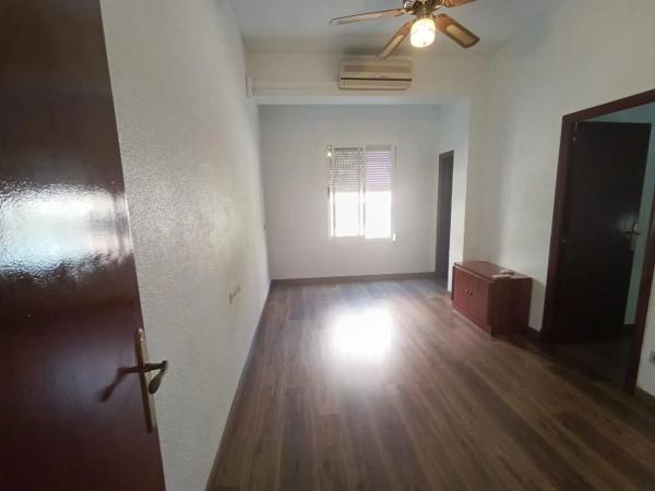 Piso en Barrio Sector V-El Canal