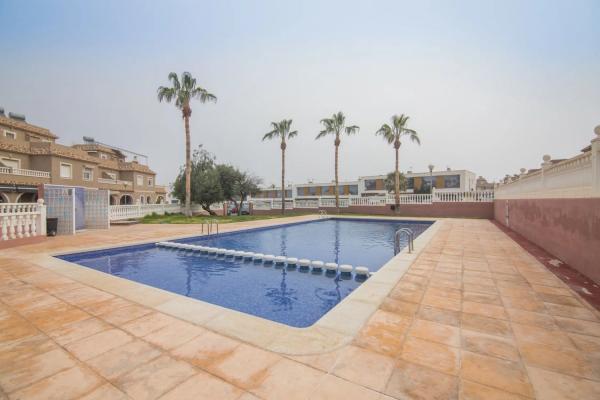 Chalet adosado en calle de Creta s/n