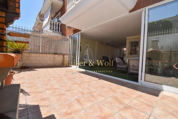 Casa independiente en calle Logroño