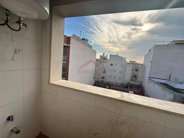 Ático en calle la Niña, 3