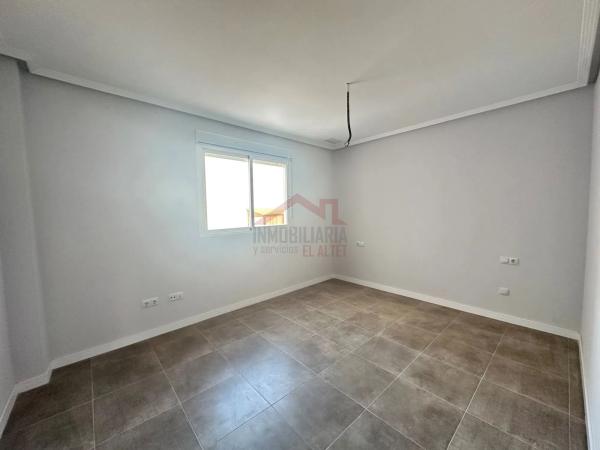 Ático en calle la Niña, 3