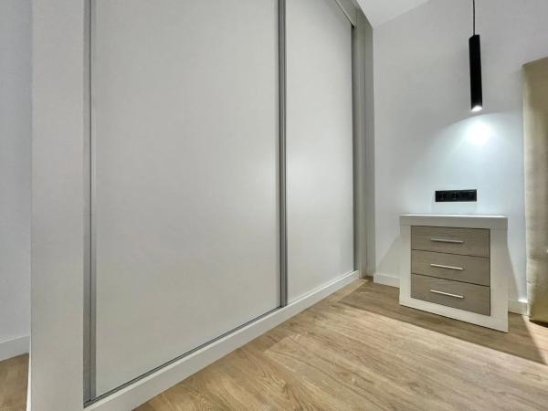 Piso en calle Diego Fuentes Serrano, 8