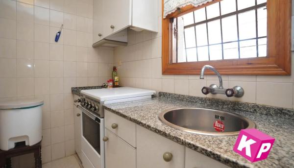 Casa independiente en calle Ondara