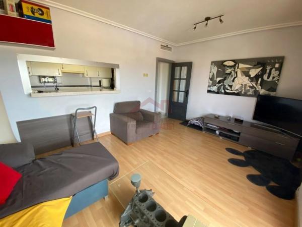 Piso en avenida Sant Francesc