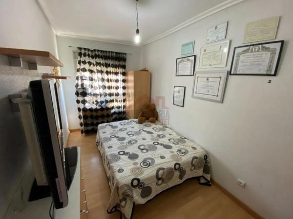 Piso en avenida Sant Francesc