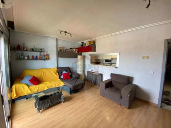 Piso en avenida Sant Francesc