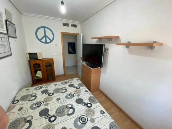 Piso en avenida Sant Francesc