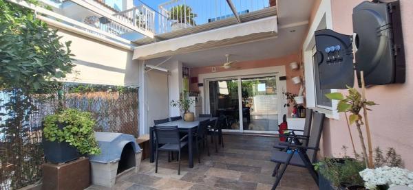 Chalet en calle Monte de Santa Pola