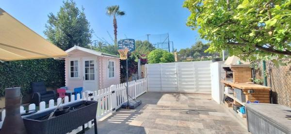 Chalet en calle Monte de Santa Pola