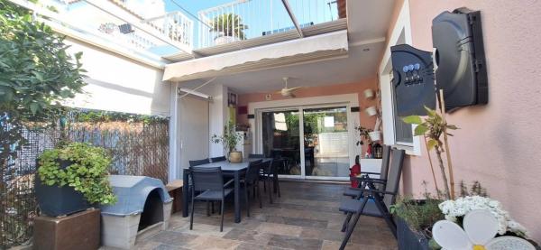 Chalet en calle Monte de Santa Pola