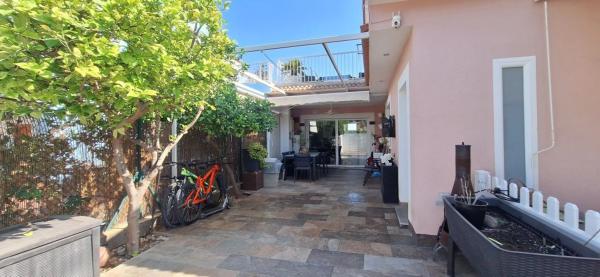 Chalet en calle Monte de Santa Pola