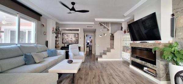 Chalet en calle Monte de Santa Pola