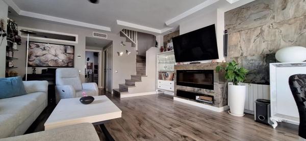 Chalet en calle Monte de Santa Pola