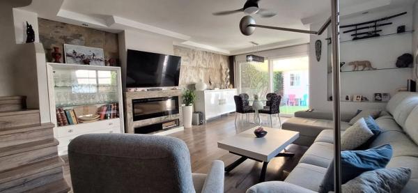 Chalet en calle Monte de Santa Pola