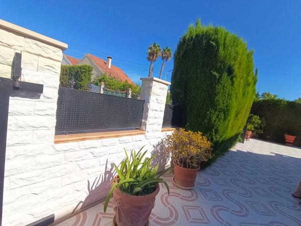 Casa independiente en calle Pino Verde, 14