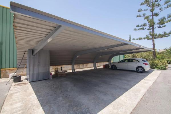 Casa independiente en Partida Altabix, 2113