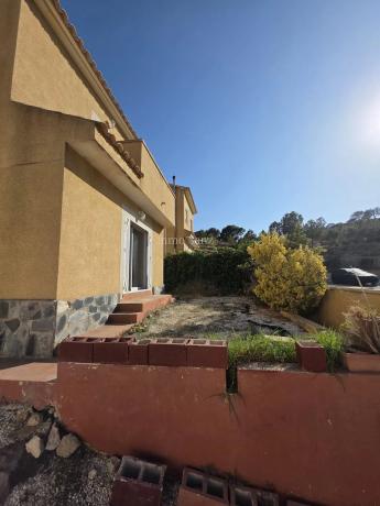 Casa independiente en calle les Oliveres