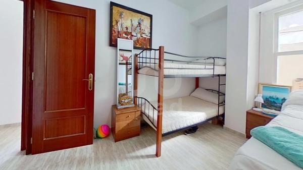 Piso en calle Turina, 2