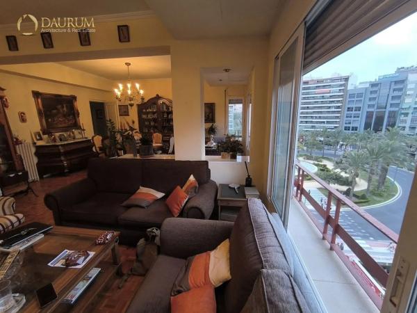 Piso en avenida de Federico Soto