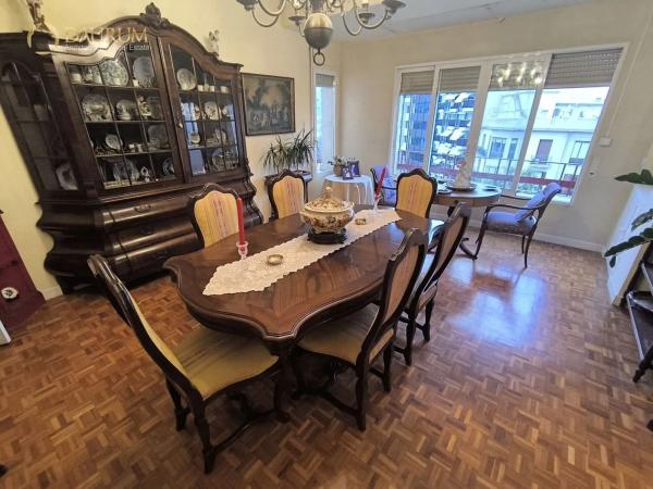 Piso en avenida de Federico Soto