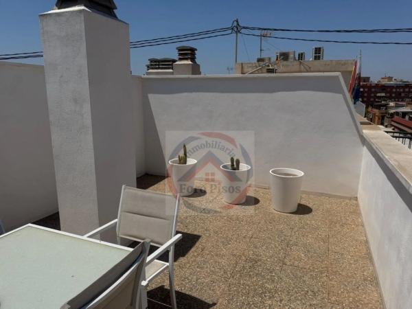 Ático en calle General Ros de Olano, 2 -14