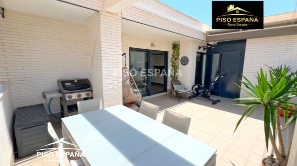 Ático en Cl Periodista Tirso Marin