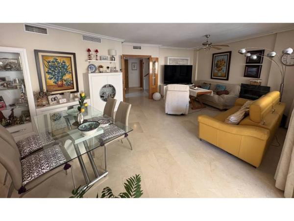 Chalet en Barrio Cabo de las Huertas