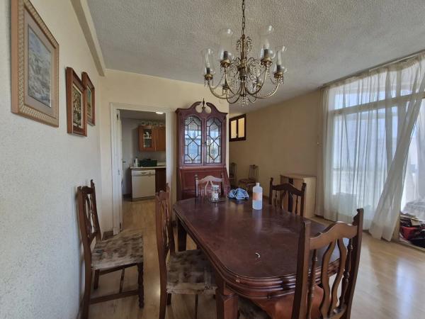 Piso en avenida de Dénia